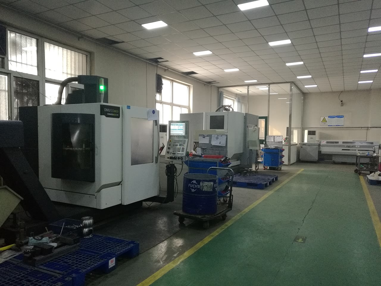 CNC machining workshop (2)
