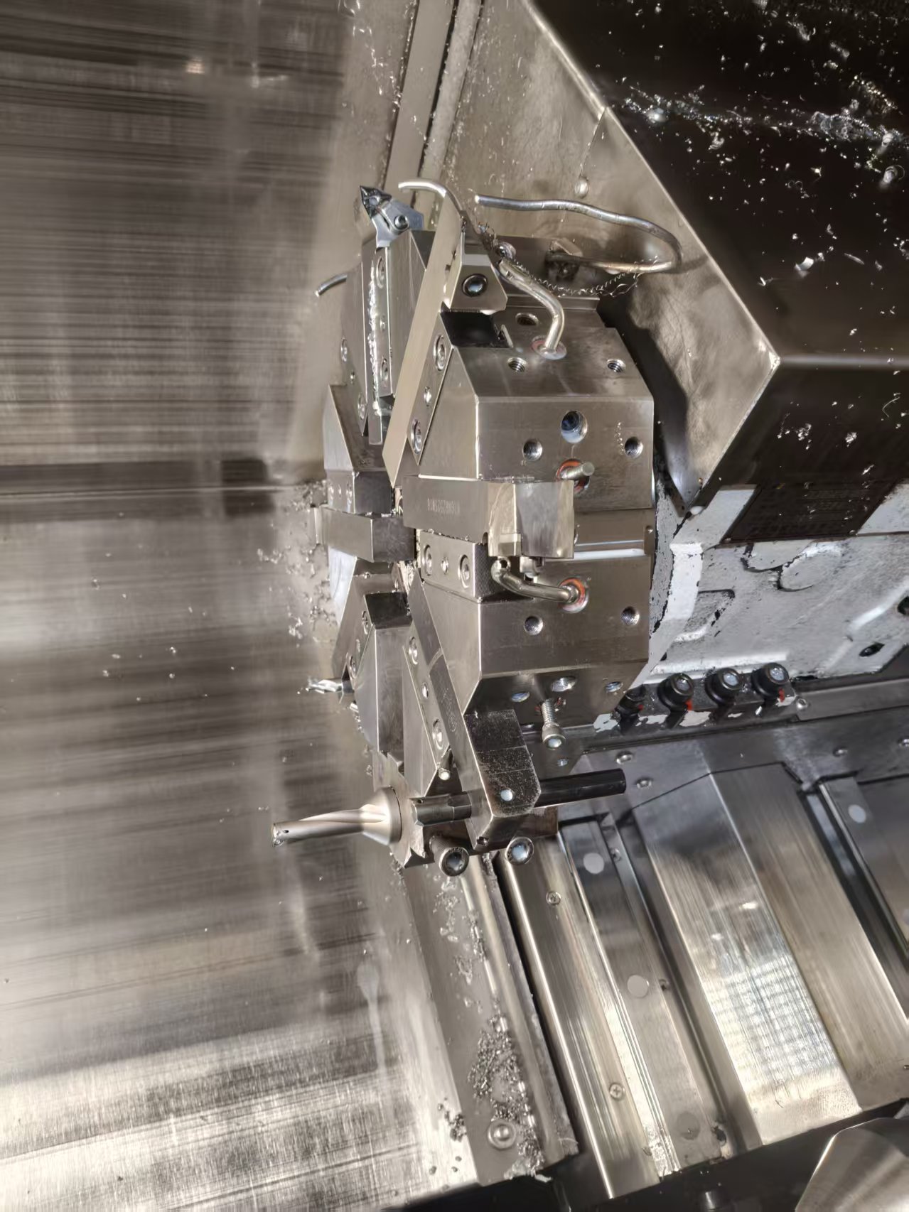 slant rail lathe tool post
